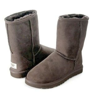 UGG Classic Short Boot Chocolate Brown